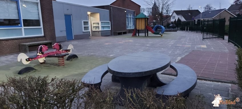 School met de Bijbel Nieuwerkerk uit Nieuwerkerk