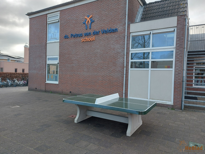 Ds. Petrus van der Velden school uit Nieuw Lekkerland